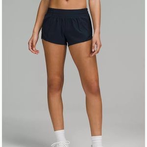 Lululemon hotty hot 2.5, navy, great condition